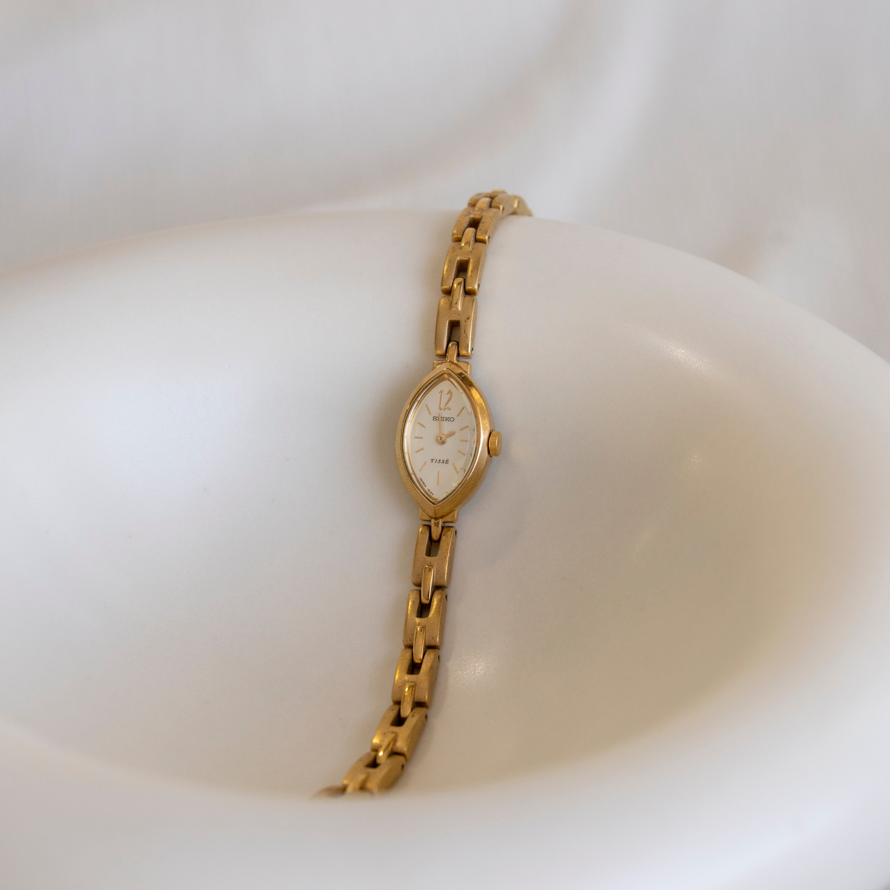 Vintage Seiko Tisse Oval Gold Watch