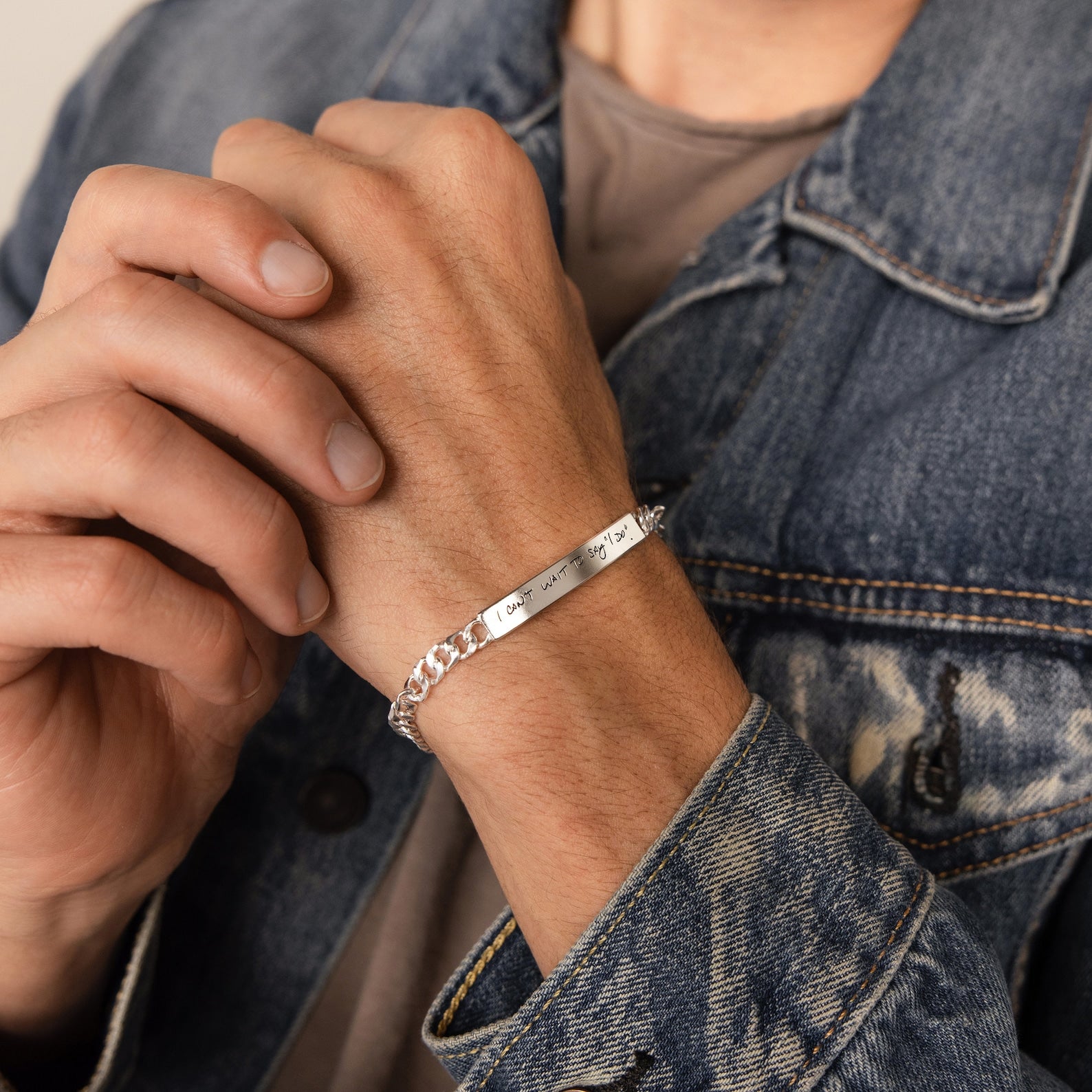 Men's Engraved Bar Bracelet