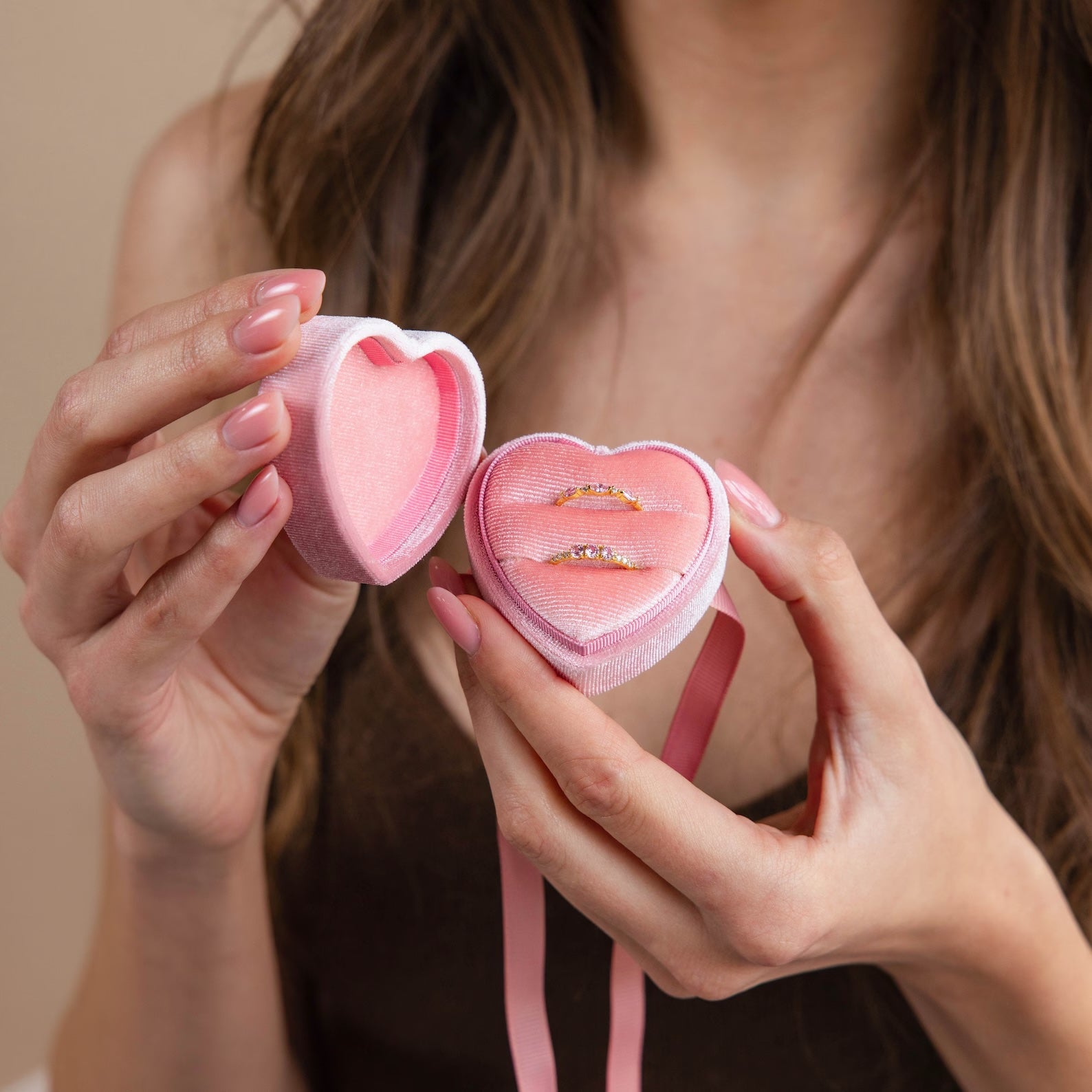 Pink Velvet Heart Ring Box