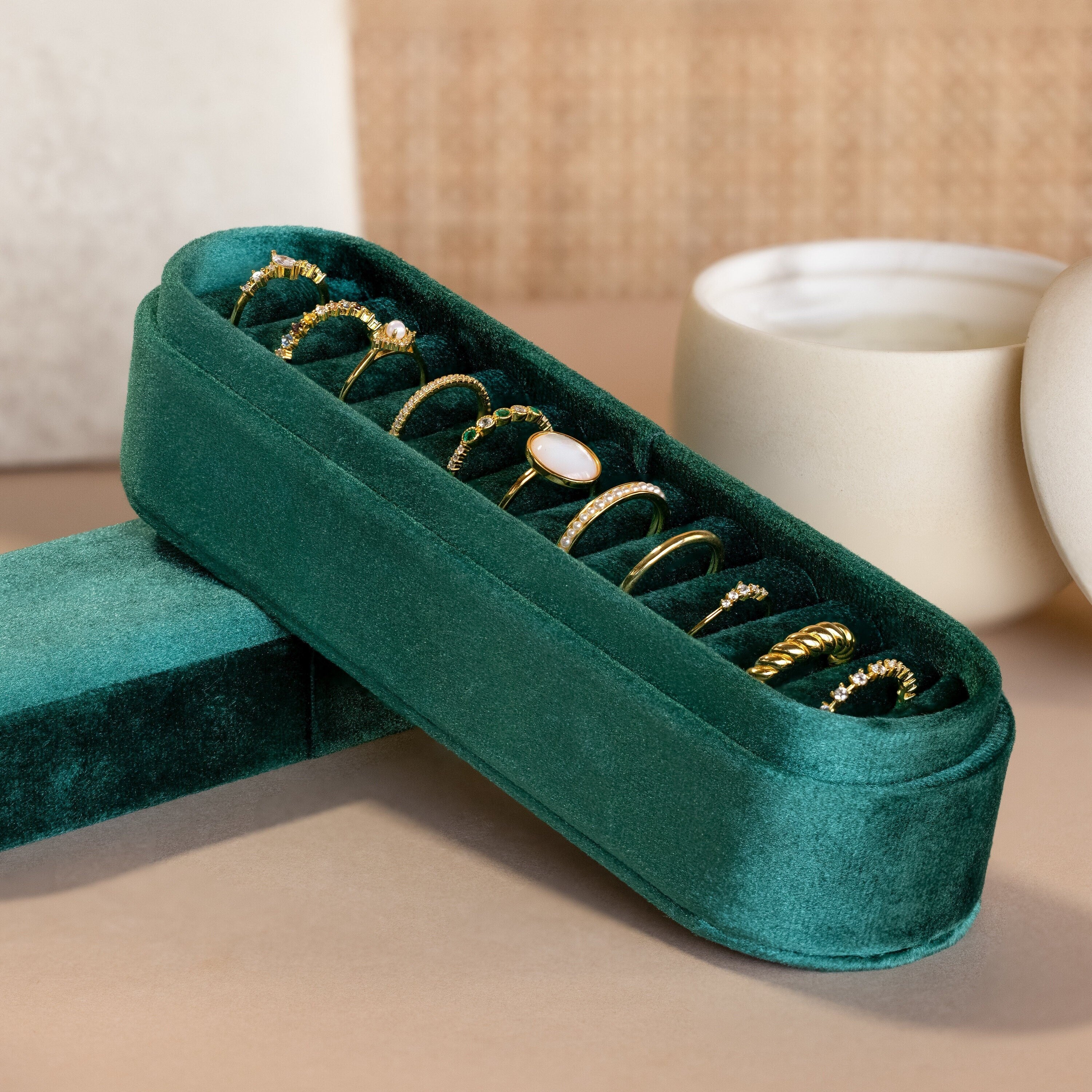 Slim Velvet Ring Box