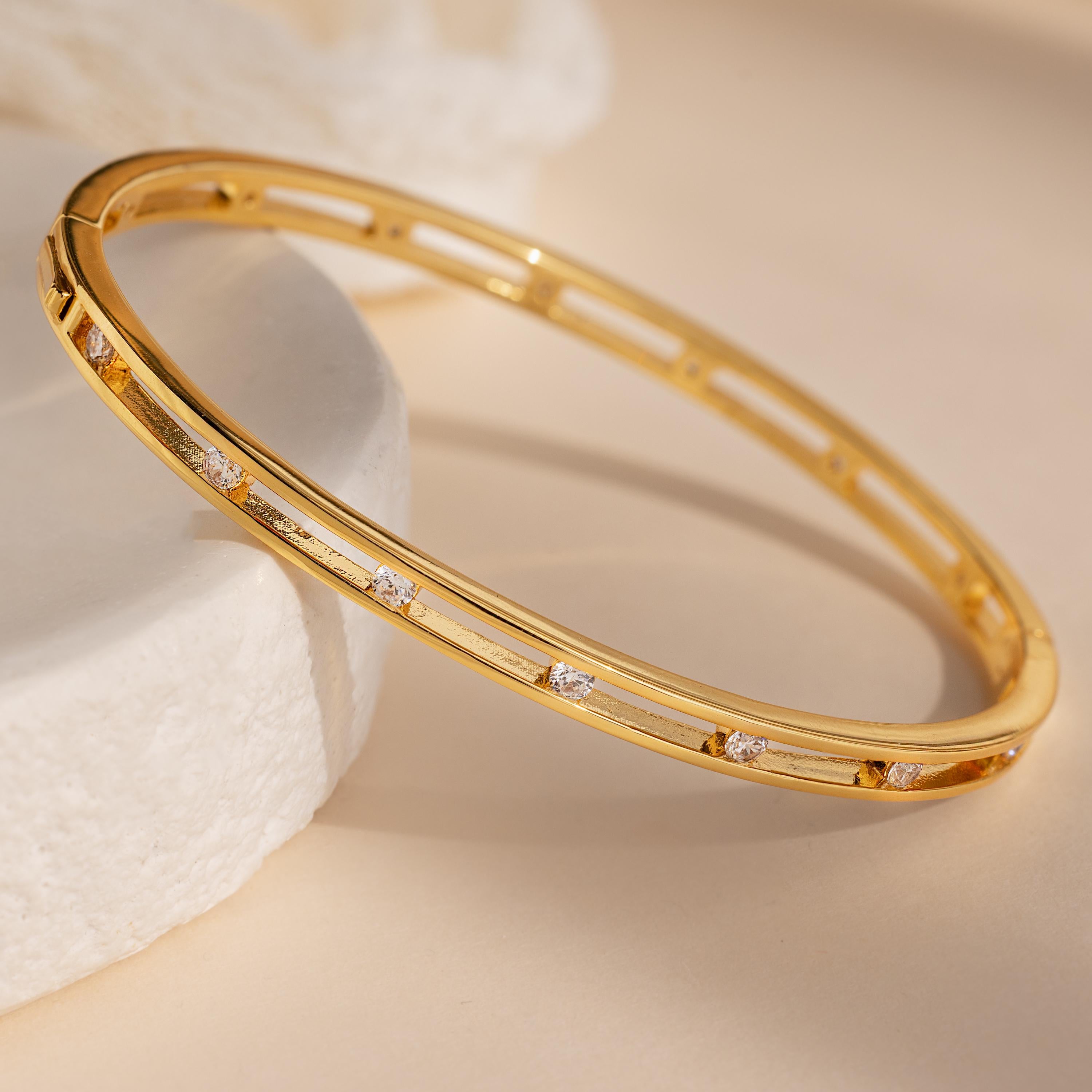 Lace Diamond Bangle