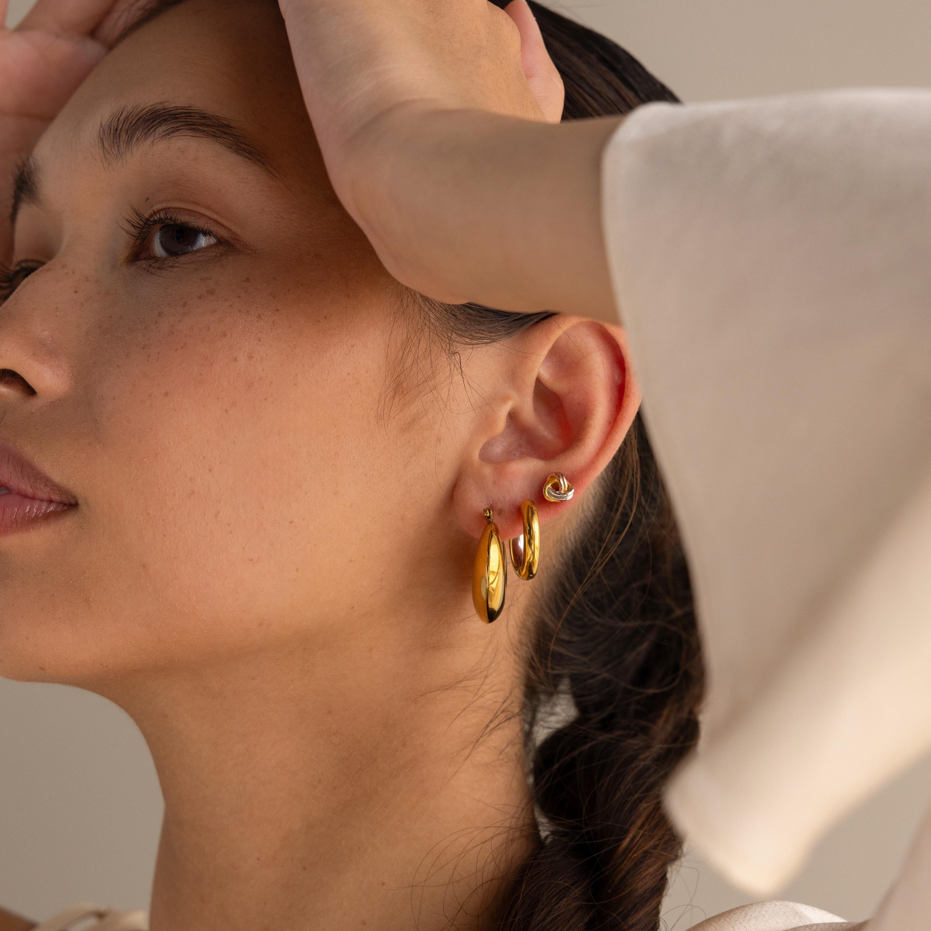 Chunky Curvy Hoops