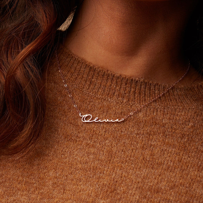 Minimal Name Necklace