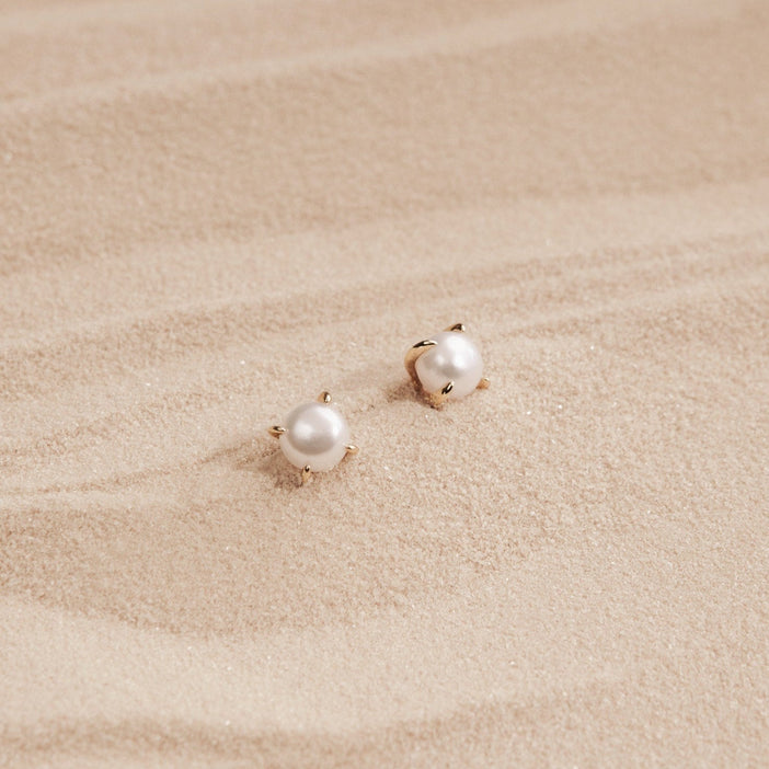 Zoe Pearl Studs