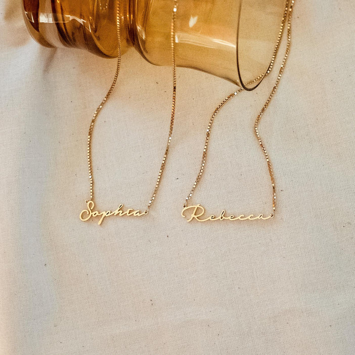 Venice Name Necklace in Box Chain