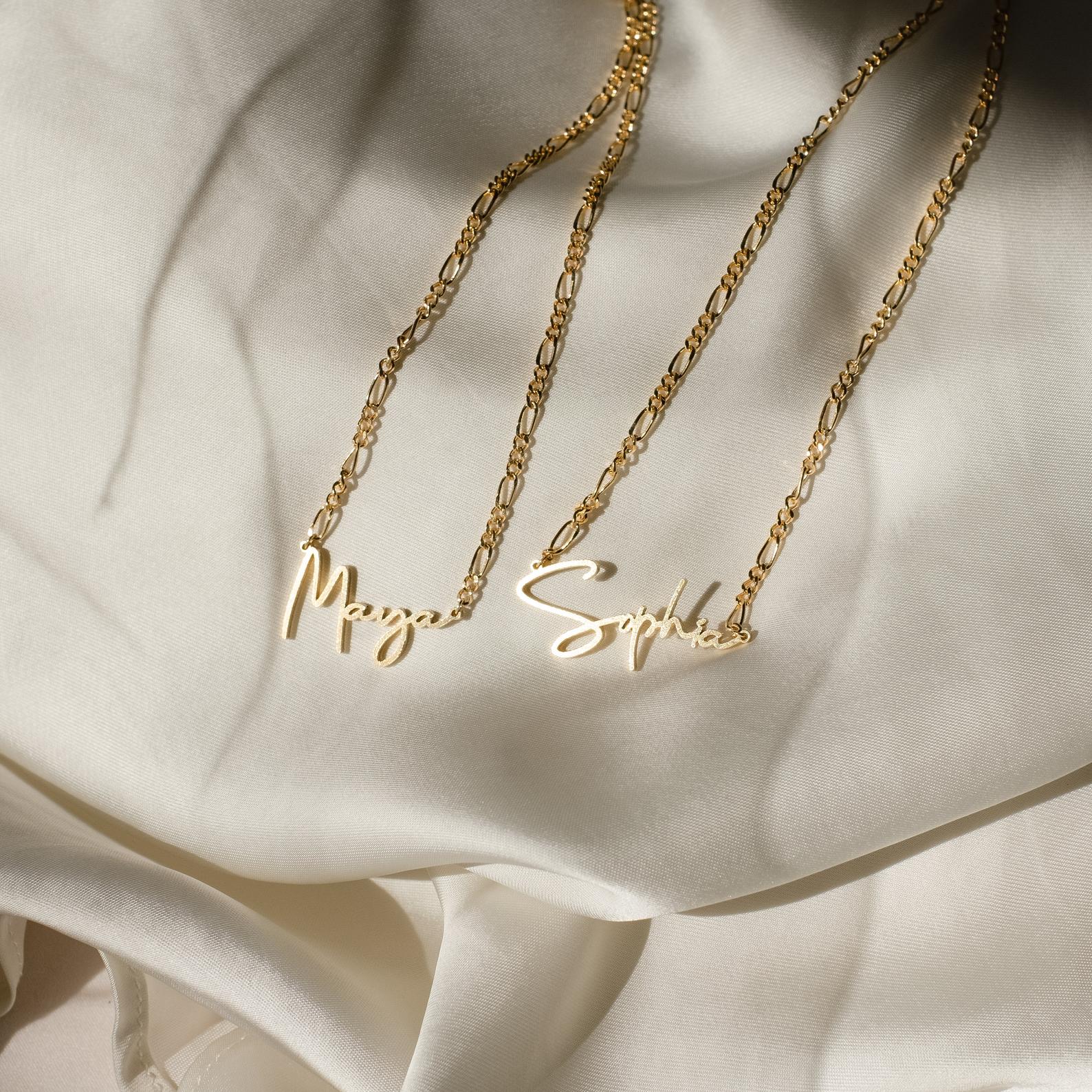 Carrie Name Necklace in Figaro Chain