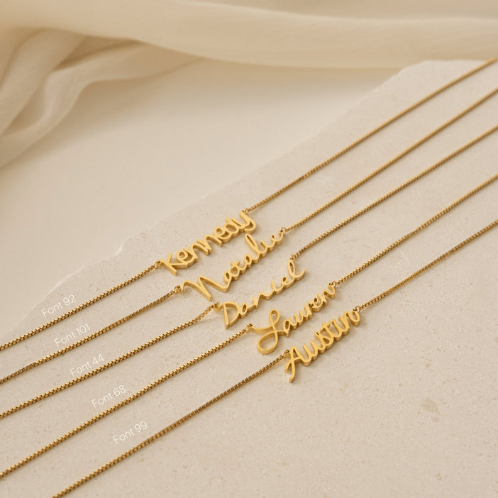 Nella Name Necklace in Box Chain