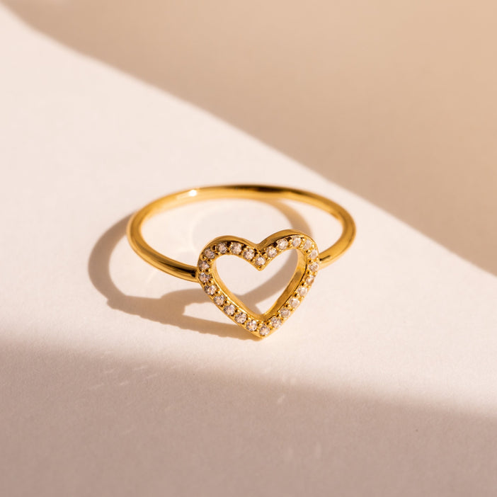 Aphrodite Pave Heart Ring